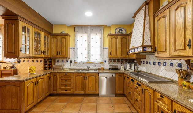 Återförsäljning - Villa -
Torrevieja - La Veleta