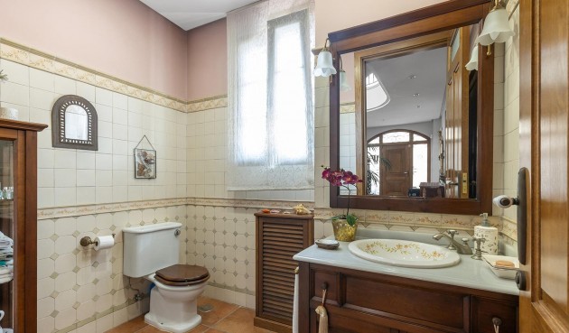 Återförsäljning - Villa -
Torrevieja - La Veleta