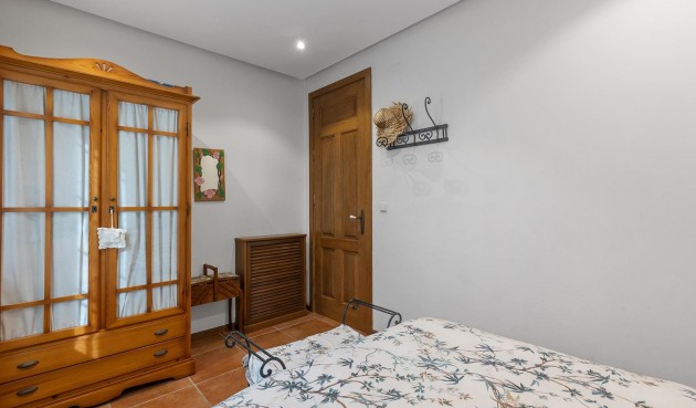 Återförsäljning - Villa -
Torrevieja - La Veleta