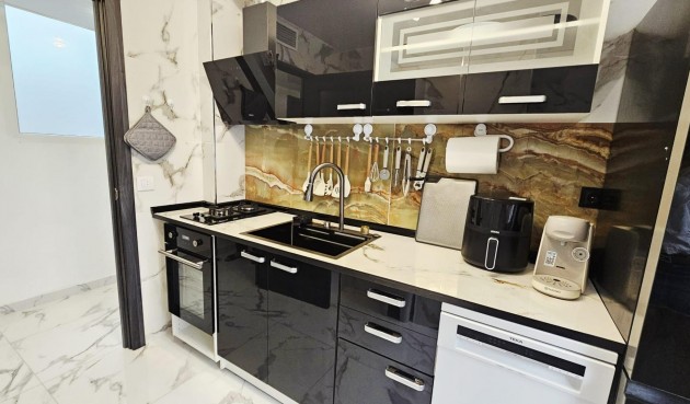 Reventa - Apartment -
Torrevieja - Acequion