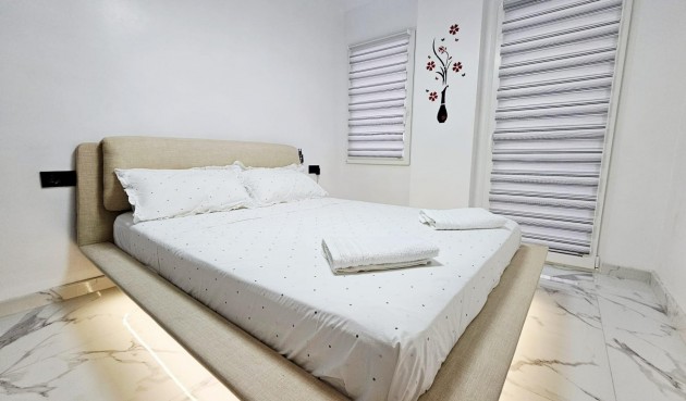Reventa - Apartment -
Torrevieja - Acequion