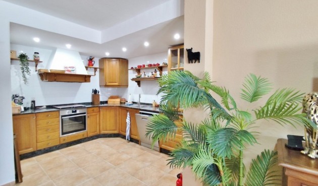 Resale - Villa -
San Miguel de Salinas - Inland