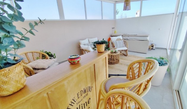 Resale - Villa -
San Miguel de Salinas - Inland