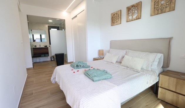 Resale - Apartment -
Orihuela Costa - Costa Blanca