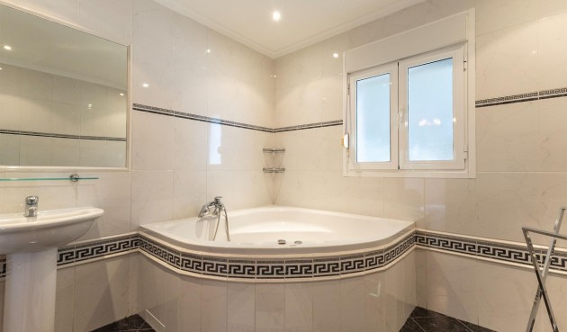 Resale - Villa -
Ciudad Quesada - Ciudad Quesada - Doña Pepa