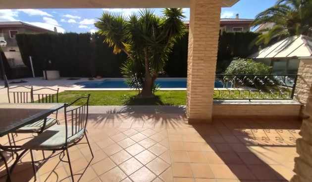 Resale - Villa -
Elda - Inland