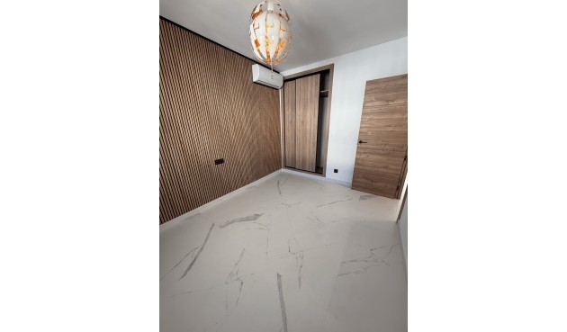 Resale - Apartment Penthouse -
Torrevieja - Costa Blanca