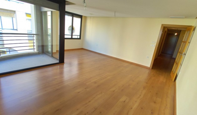 Återförsäljning - Apartment -
Torrevieja - Puerto