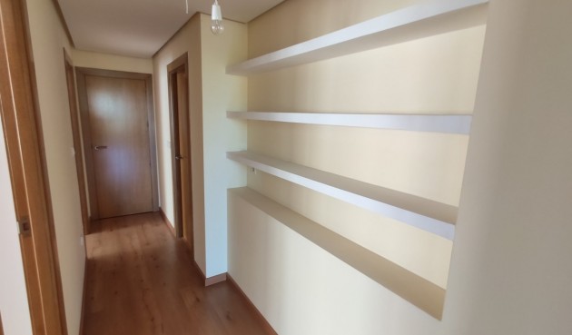 Återförsäljning - Apartment -
Torrevieja - Puerto