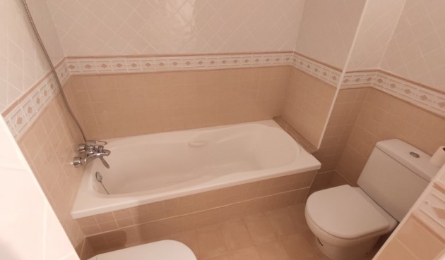 Återförsäljning - Apartment -
Torrevieja - Puerto