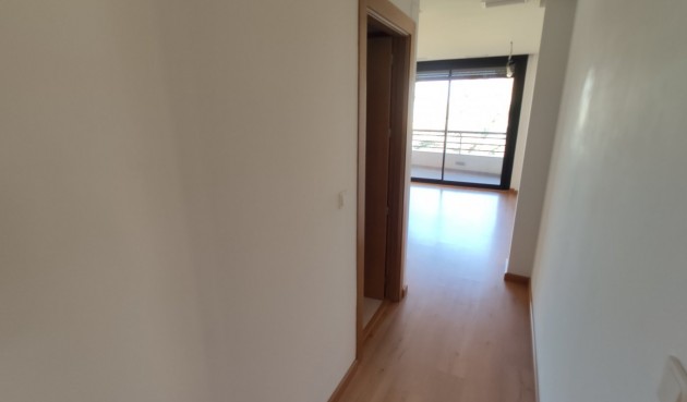 Återförsäljning - Apartment -
Torrevieja - Puerto