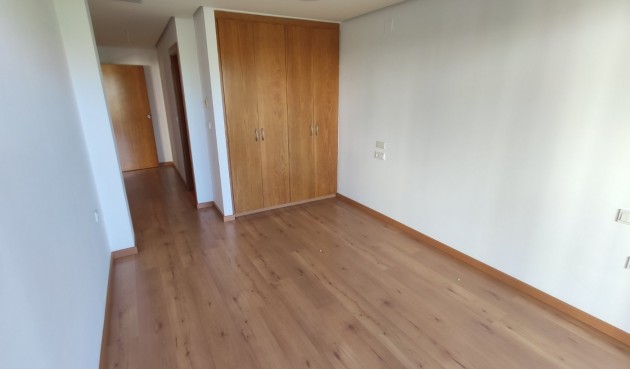 Återförsäljning - Apartment -
Torrevieja - Puerto