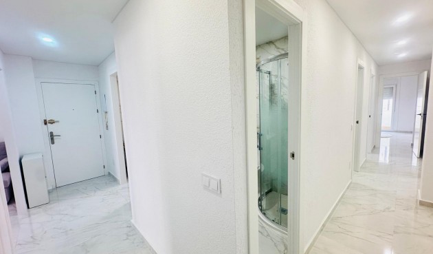 Brukt - Apartment -
Torrevieja - Playa del Cura