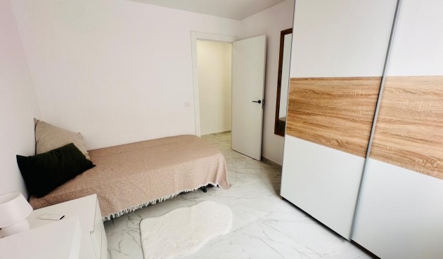 Brukt - Apartment -
Torrevieja - Playa del Cura