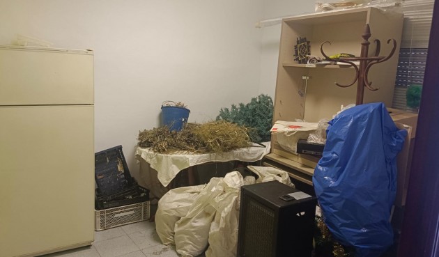 Resale - Town House -
Salinas - Inland