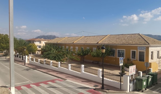 Resale - Town House -
Salinas - Inland