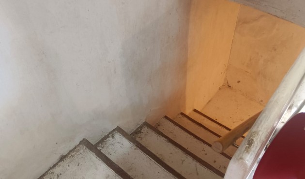 Resale - Town House -
Salinas - Inland