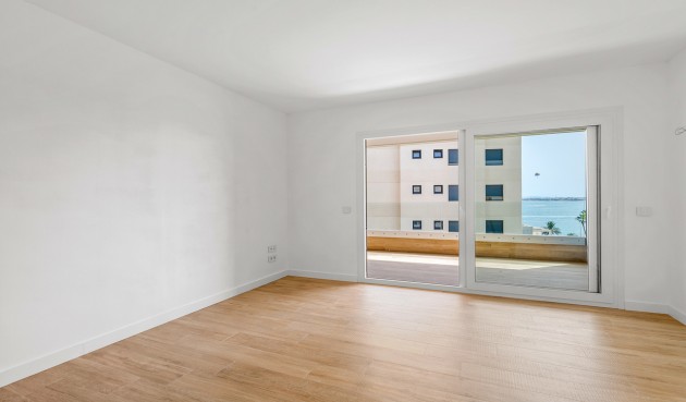 Brukt - Apartment -
Punta Prima - Costa Blanca