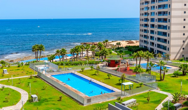 Brukt - Apartment -
Punta Prima - Costa Blanca
