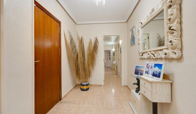 Brukt - Apartment -
Torrevieja - Centro