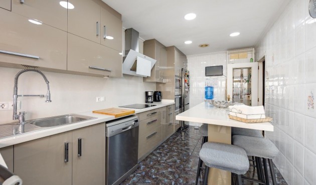 Brukt - Apartment -
Torrevieja - Centro