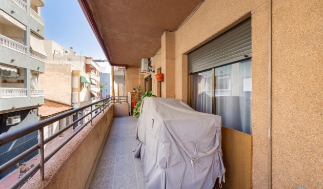 Brukt - Apartment -
Torrevieja - Centro