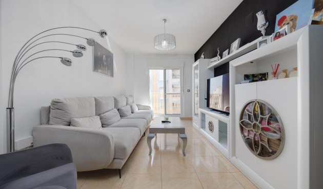 Brukt - Apartment -
Torrevieja - Centro