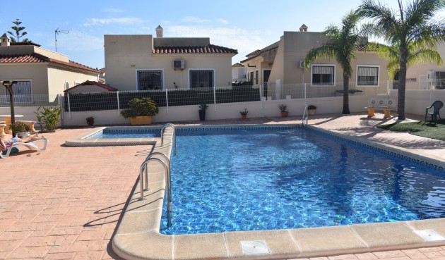 Resale - Bungalow -
Algorfa - Inland