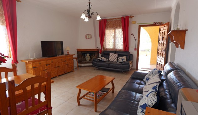 Resale - Villa -
La Siesta - Costa Blanca