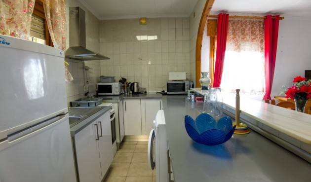 Resale - Villa -
La Siesta - Costa Blanca