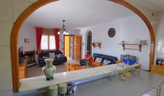 Resale - Villa -
La Siesta - Costa Blanca