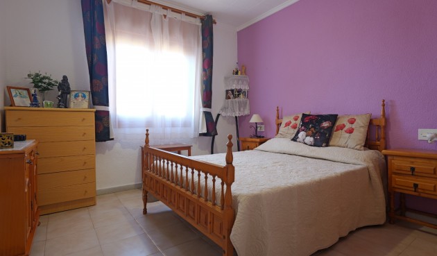 Resale - Villa -
La Siesta - Costa Blanca