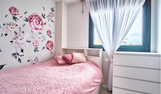 Brukt - Apartment -
Mil Palmeras - Costa Blanca