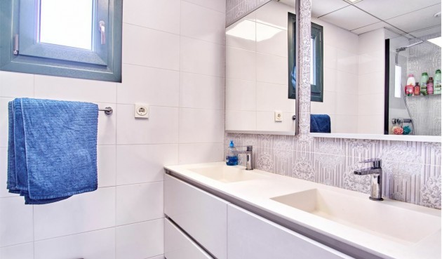 Brukt - Apartment -
Mil Palmeras - Costa Blanca