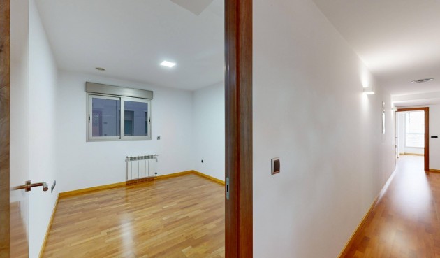 Resale - Apartment -
Murcia - Gran Via