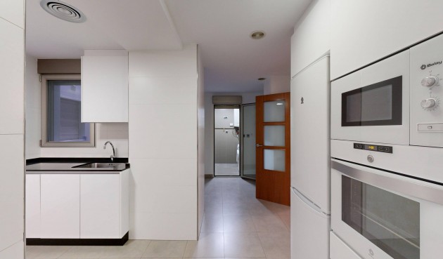 Resale - Apartment -
Murcia - Gran Via