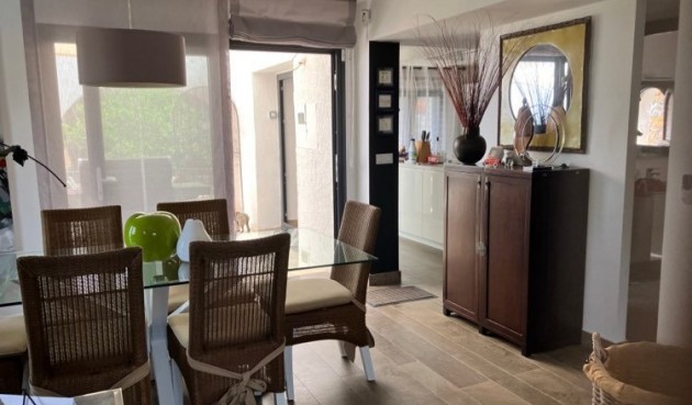 Återförsäljning - Villa -
Calpe - Costa Blanca