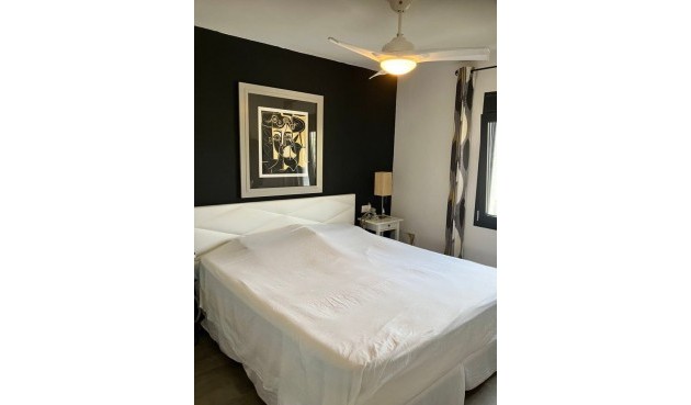 Återförsäljning - Villa -
Calpe - Costa Blanca