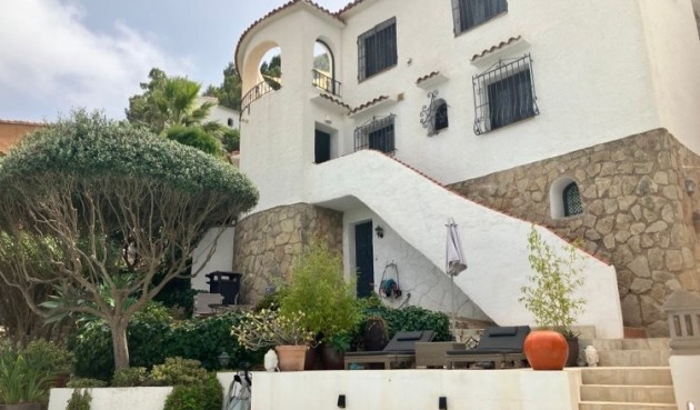 Återförsäljning - Villa -
Calpe - Costa Blanca