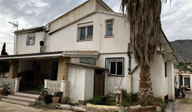 Resale - Villa -
Orxeta - Costa Blanca