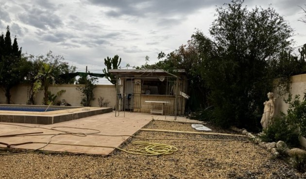 Resale - Villa -
Orxeta - Costa Blanca