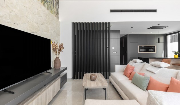 Resale - Villa -
El Chaparral - Inland