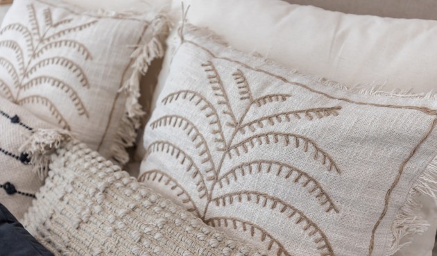 Resale - Villa -
El Chaparral - Inland