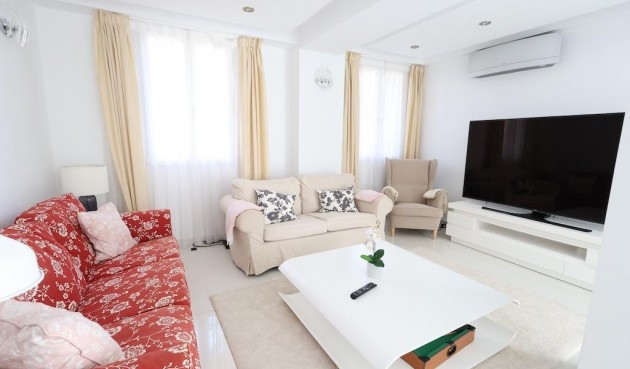 Resale - Villa -
Cabo Roig - Costa Blanca