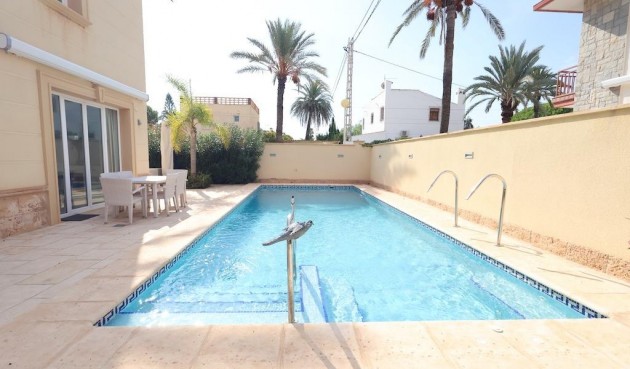 Resale - Villa -
Cabo Roig - Costa Blanca