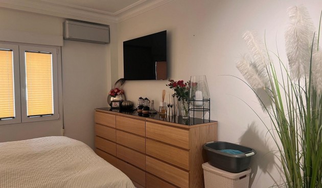 Resale - Apartment -
Torrevieja