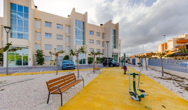 Brukt - Apartment -
Orihuela Costa - Villamartín-las Filipinas
