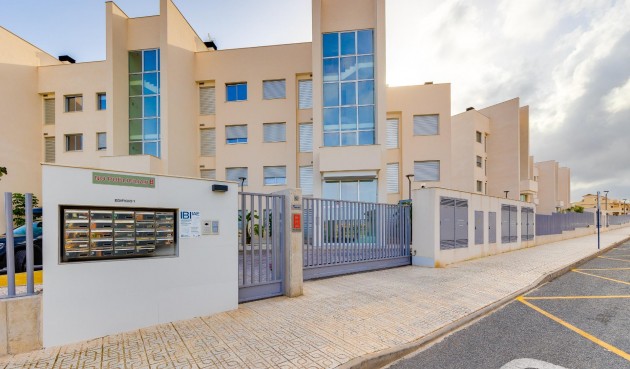 Brukt - Apartment -
Orihuela Costa - Villamartín-las Filipinas