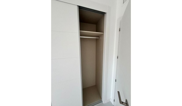 Resale - Apartment -
Punta Prima - Orihuela Costa