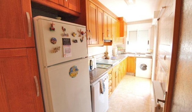 Resale - Apartment -
Guardamar del Segura - Pueblo